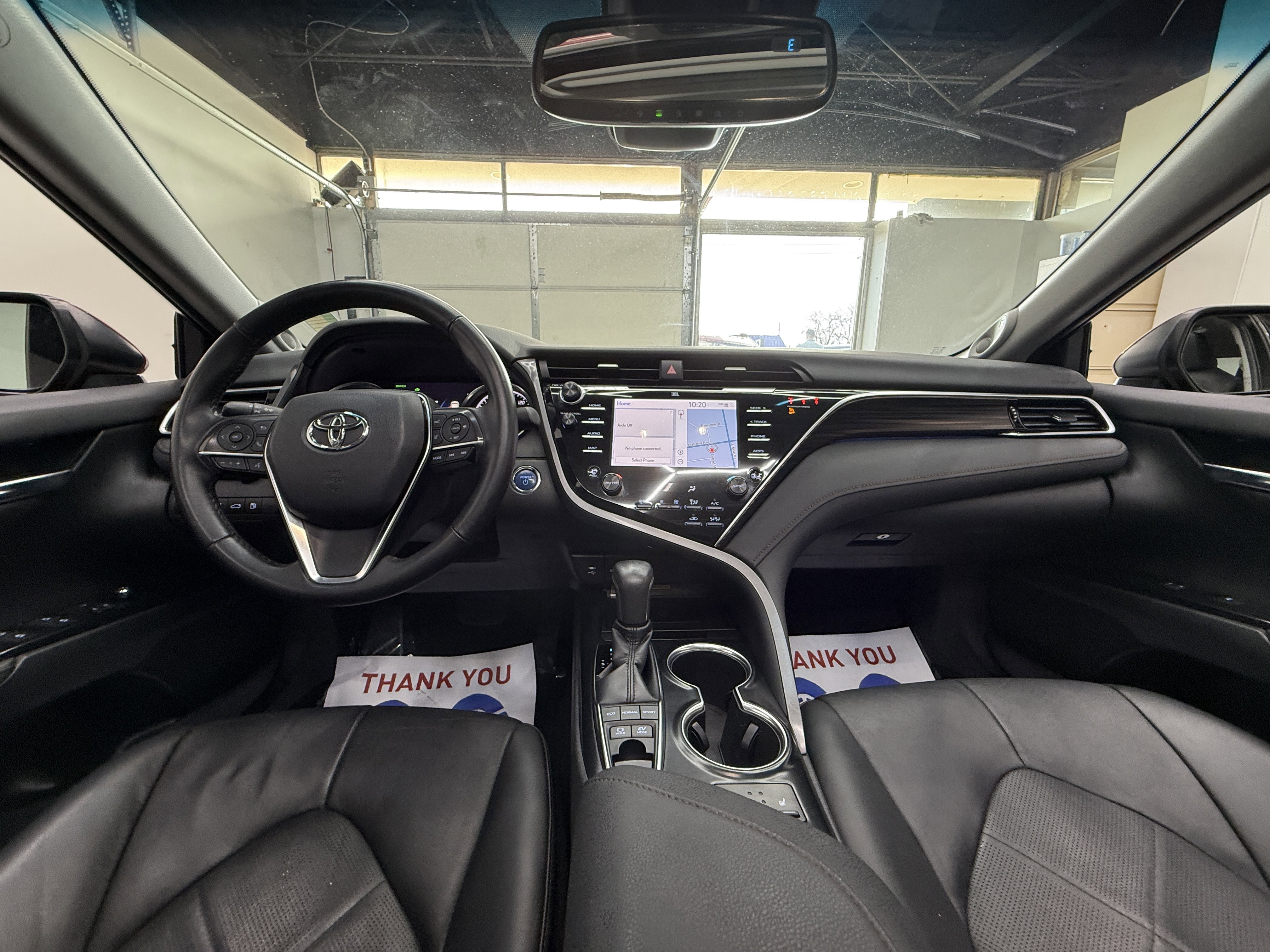 Used 2018 Toyota Camry XLE FWD image 13