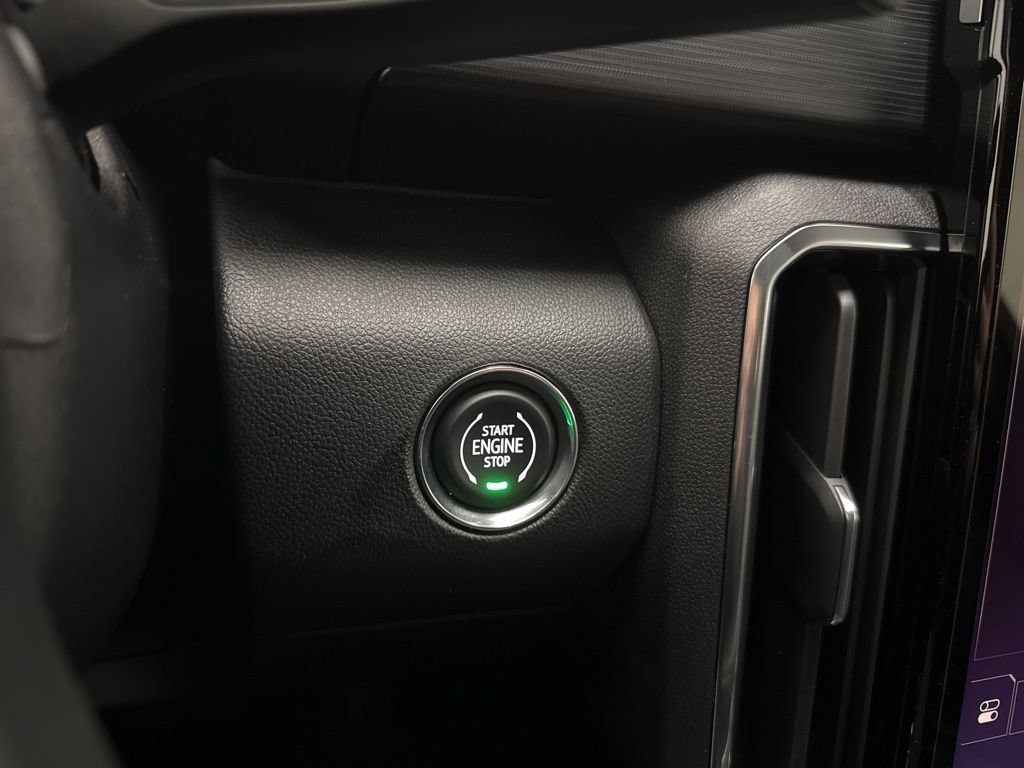 New 2026 GMC Acadia Elevation w/ Black Edition AWD/4WD image 44