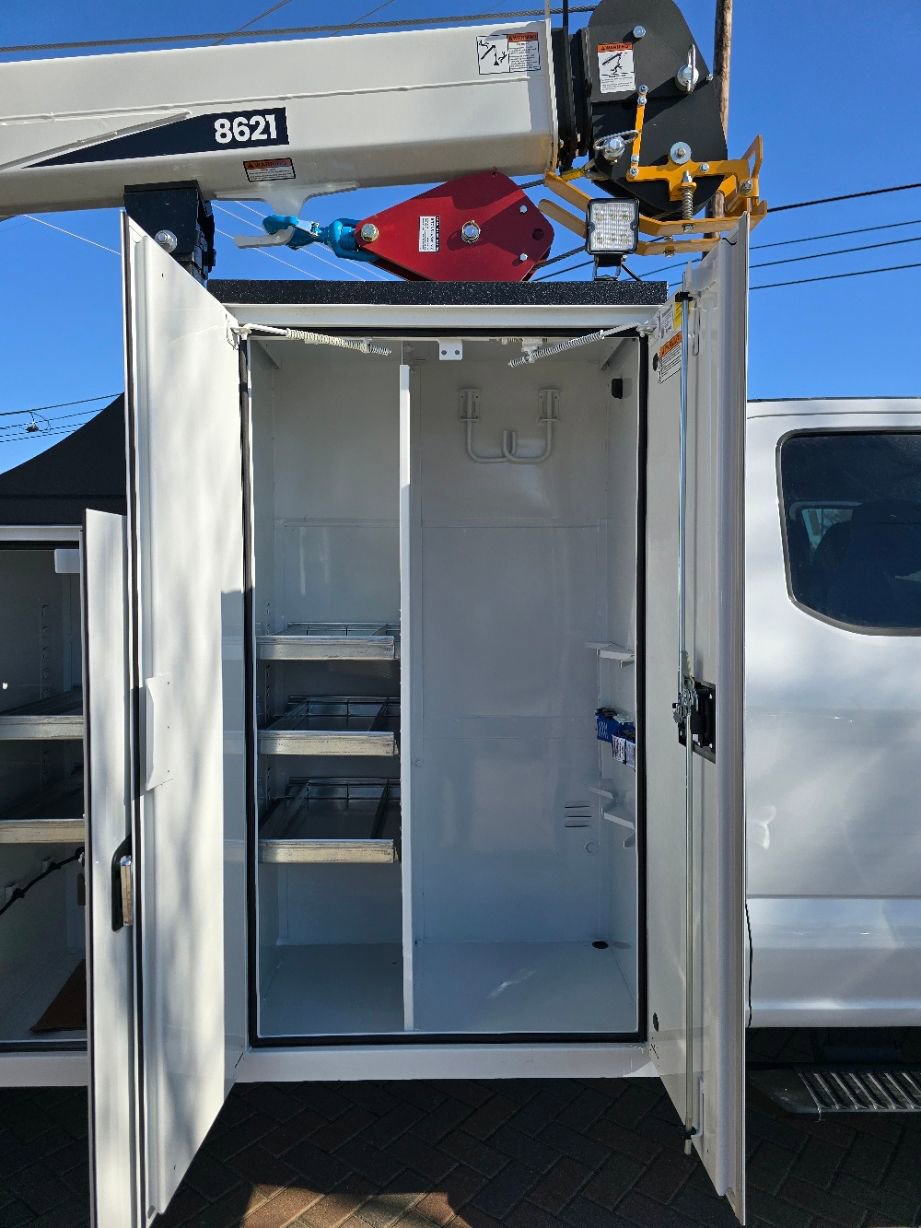 New 2026 Ford F550 4x4 Supercab Super Duty image 8