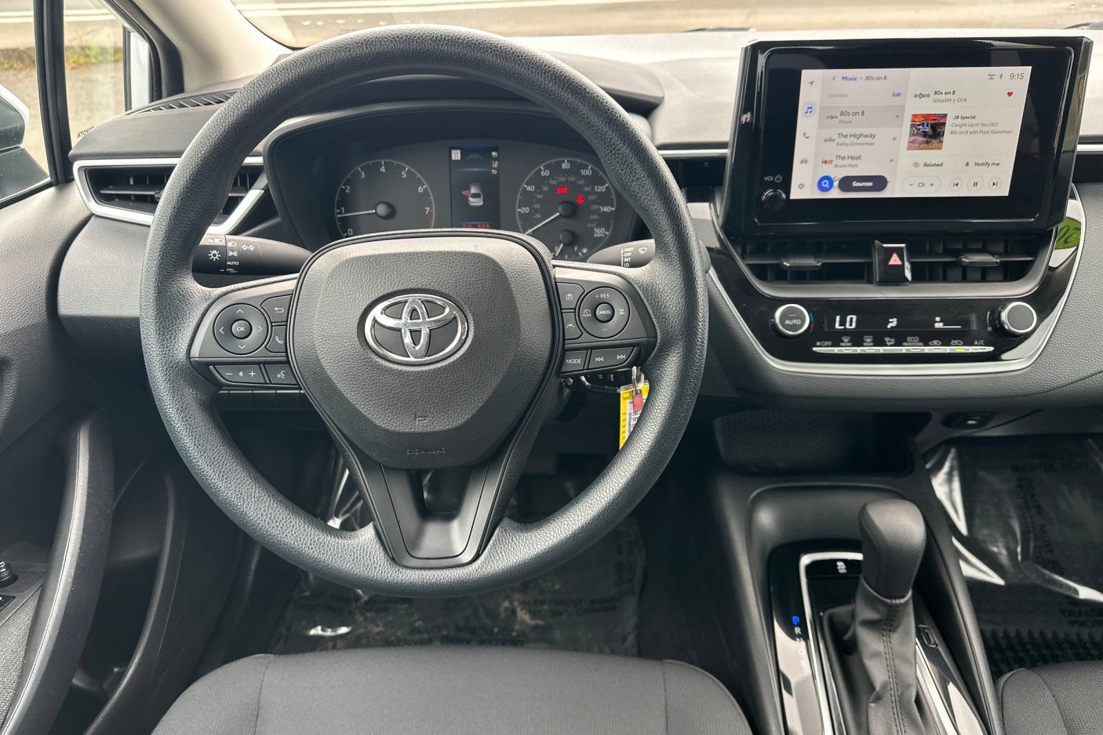 Used 2023 Toyota Corolla LE FWD image 11