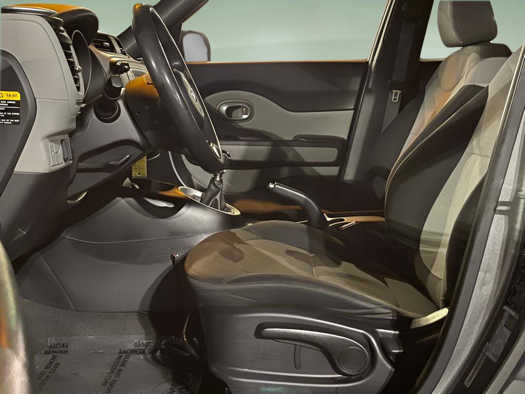 Used 2014 Kia Soul image 11