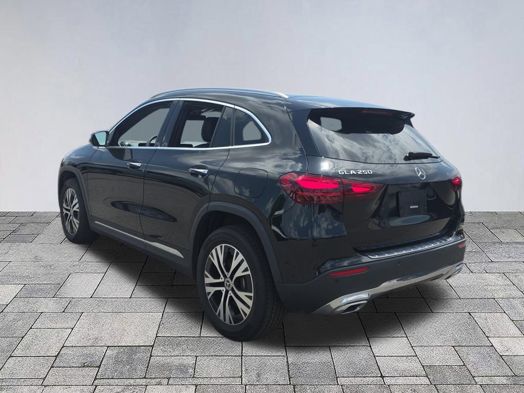 Certified 2025 Mercedes-Benz GLA 250 image 5