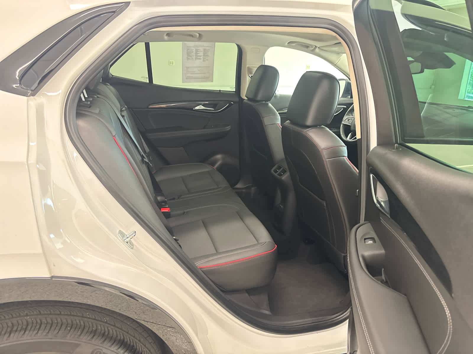 Used 2023 Buick Envision Essence w/ Technology Package I image 18