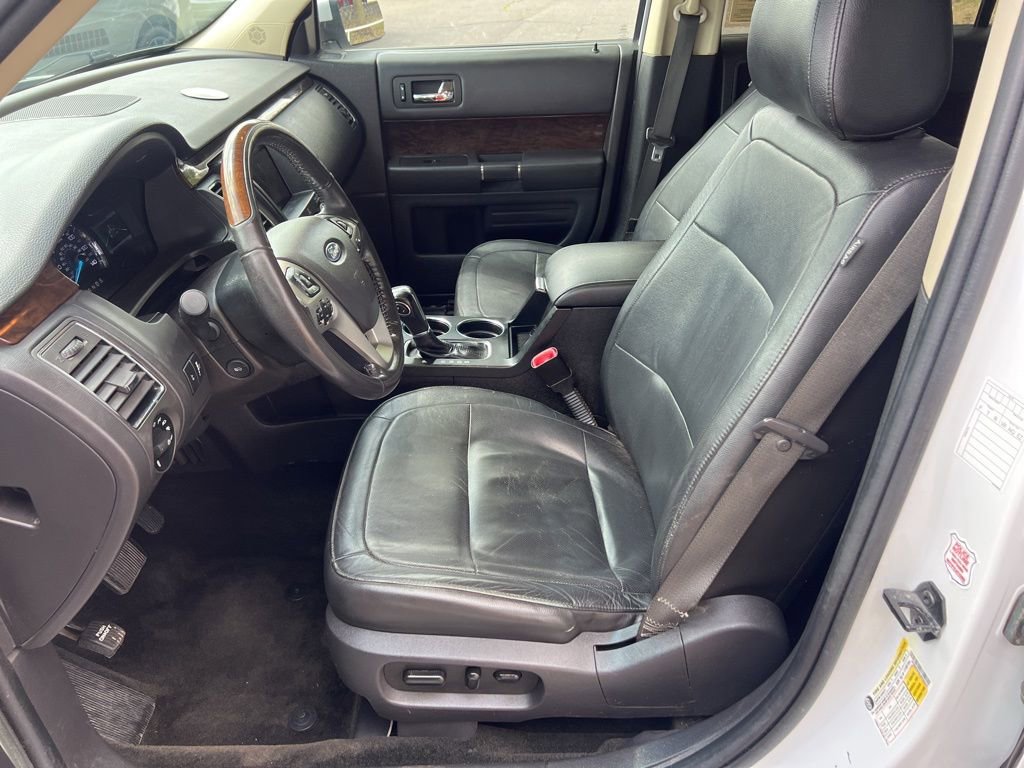 Used 2018 Ford Flex Limited image 22