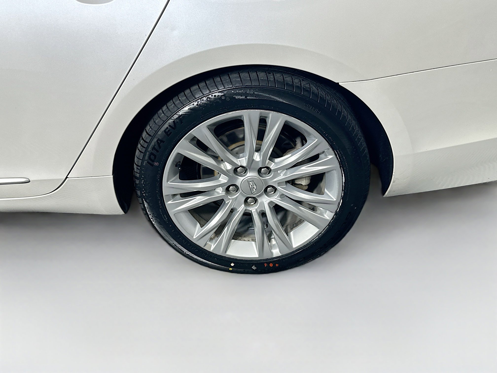 Used 2019 Cadillac XTS Luxury FWD image 11