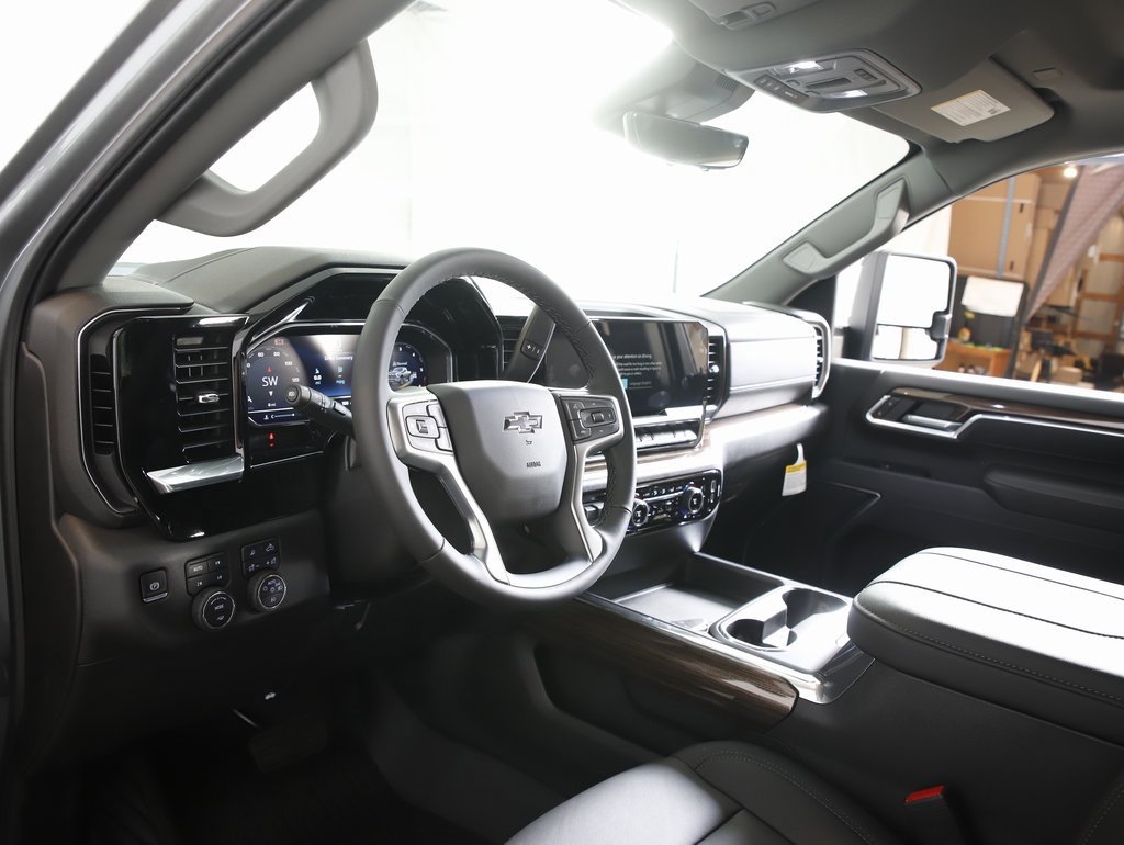New 2025 Chevrolet Silverado 3500 LT w/ Trail Boss Package image 19