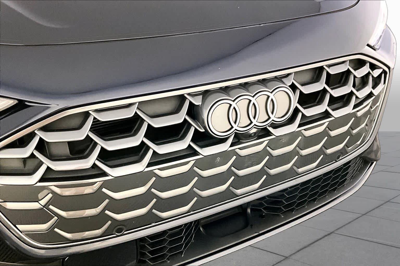 Used 2025 Audi A5 2.0T Premium Plus w/ Premium Plus AWD/4WD image 32