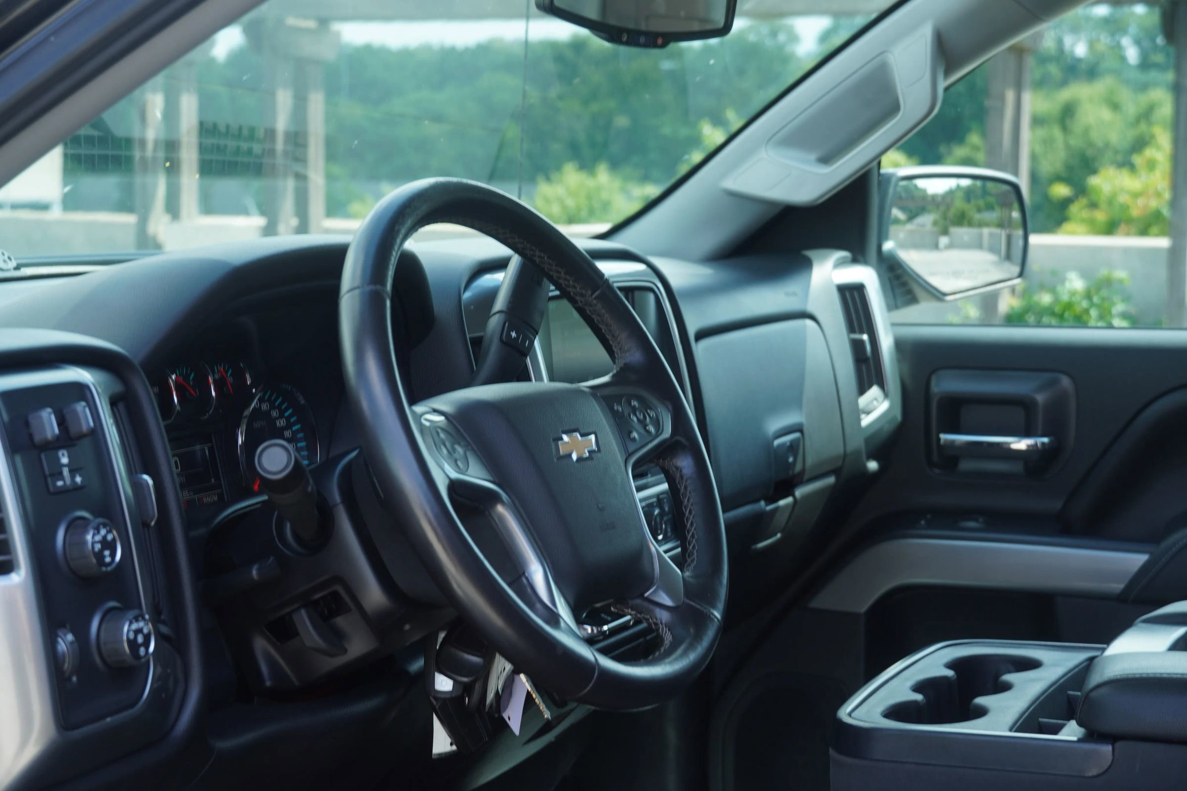 Used 2016 Chevrolet Silverado 1500 LT w/ All Star Edition image 32
