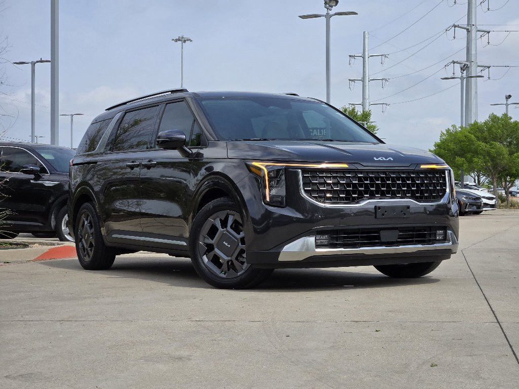 Used 2026 Kia Carnival SX image 33