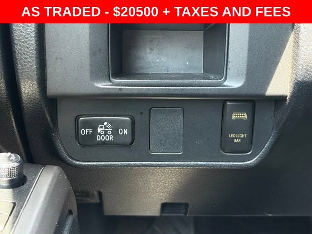 Used 2017 Toyota Tacoma SR5 RWD image 18