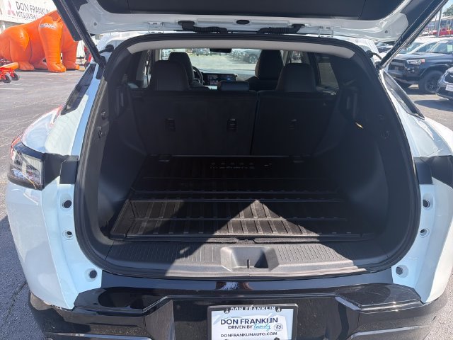 Certified 2025 Nissan Murano Platinum w/ Cargo Package AWD/4WD image 9