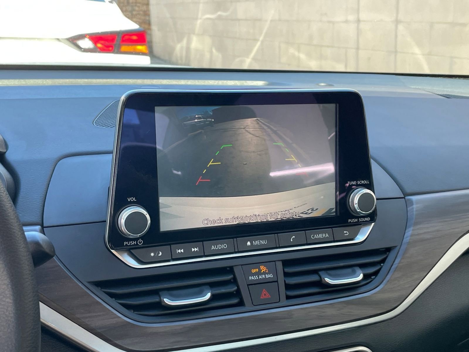 Used 2025 Nissan Altima 2.5 SV image 17