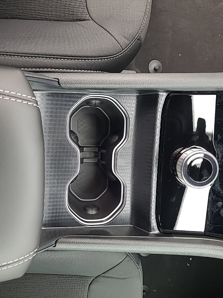 New 2025 Jeep Grand Cherokee Laredo w/ Luxury Tech Group I image 30