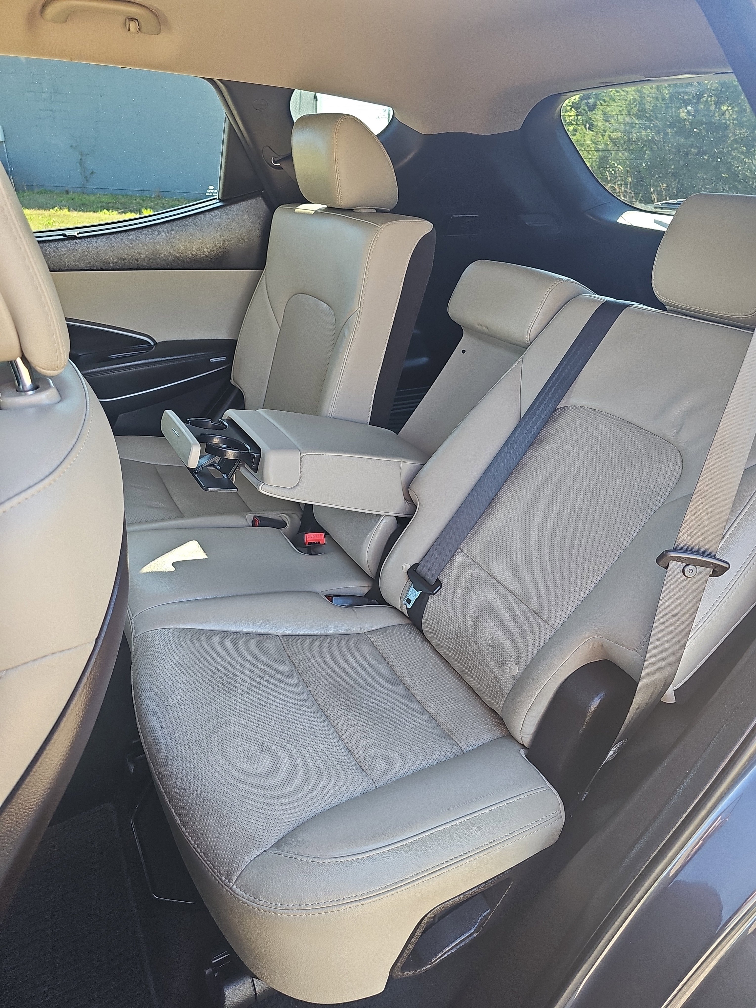 Used 2018 Hyundai Santa Fe Sport image 18