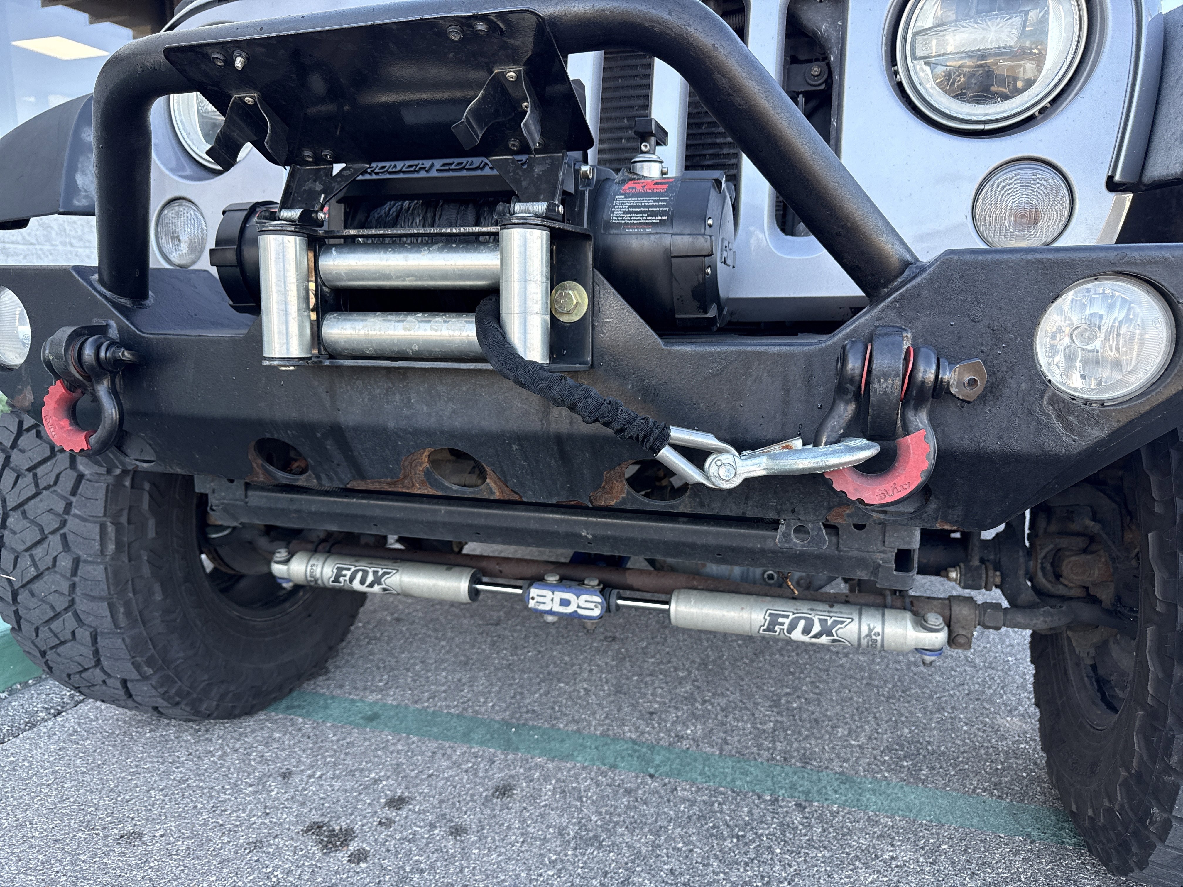 Used 2015 Jeep Wrangler Unlimited Rubicon w/ Connectivity Group image 8