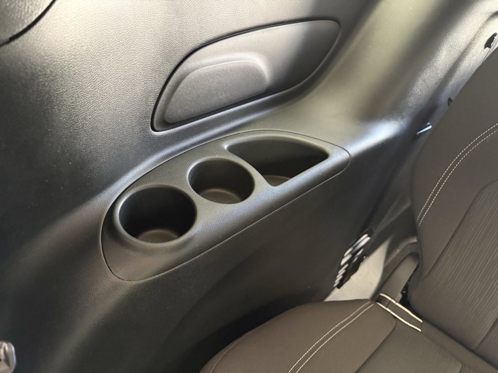 Used 2023 Chrysler Pacifica Touring image 56