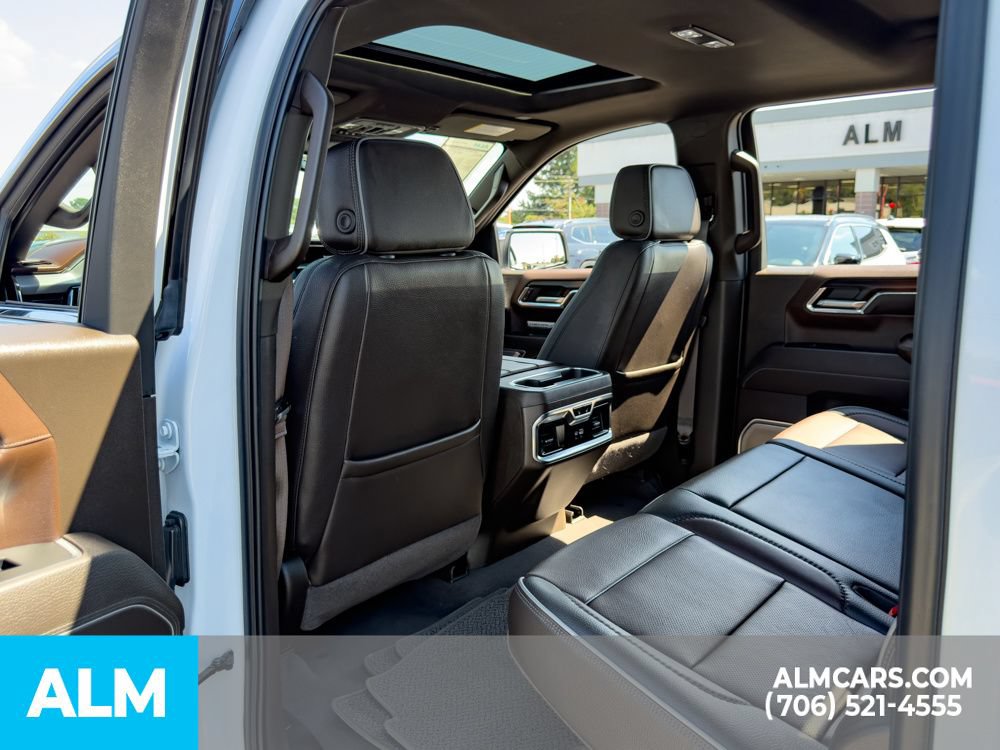 Used 2025 GMC Sierra 1500 Denali w/ Denali Reserve Package AWD/4WD image 17