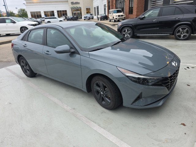 Used 2021 Hyundai Elantra SEL FWD image 5