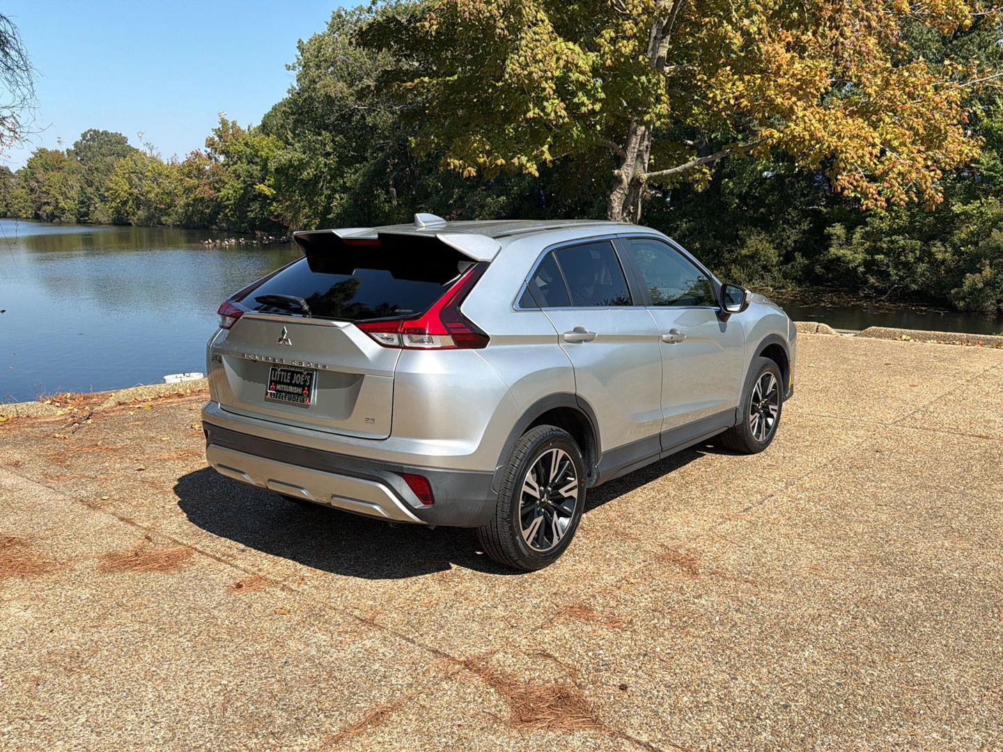 Used 2023 Mitsubishi Eclipse Cross SEL AWD/4WD image 5