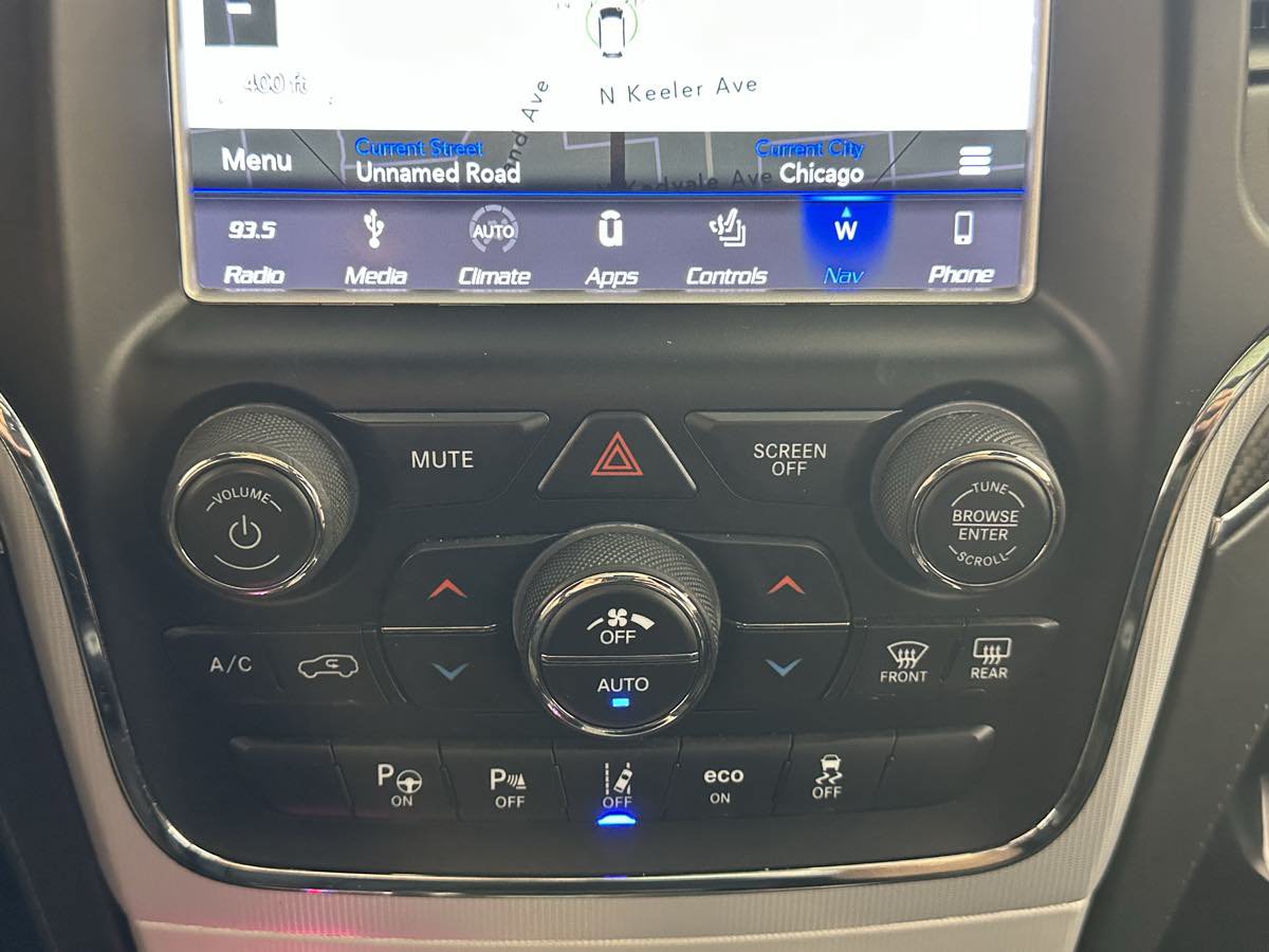 Used 2018 Jeep Grand Cherokee SRT AWD/4WD image 39