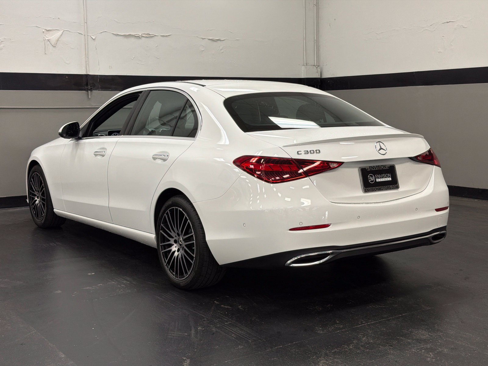 Used 2023 Mercedes-Benz C 300 Sedan image 9
