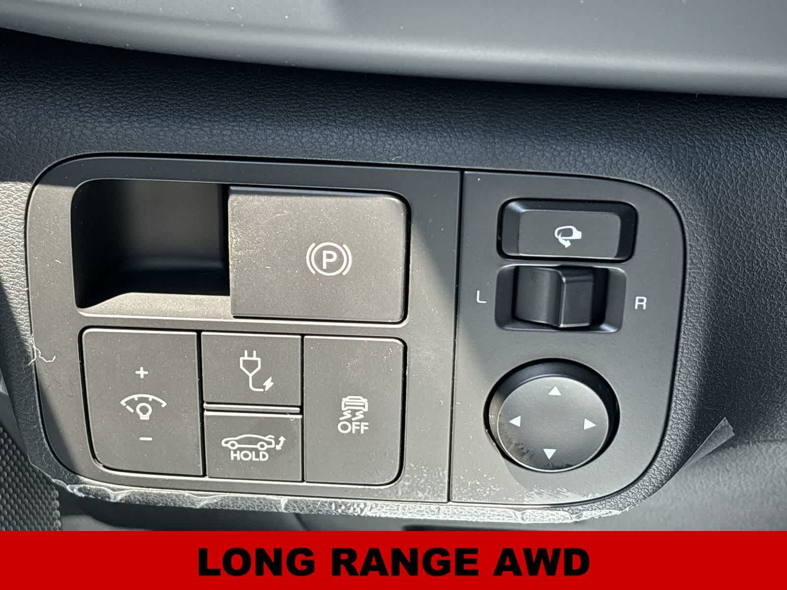 Certified 2024 Hyundai Ioniq 6 SEL AWD/4WD image 30
