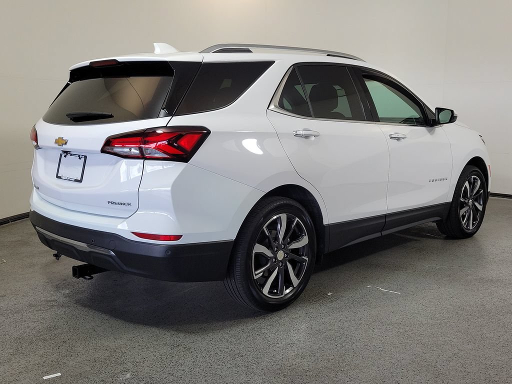 Used 2024 Chevrolet Equinox Premier w/ LPO, Floor Liner Package FWD image 6