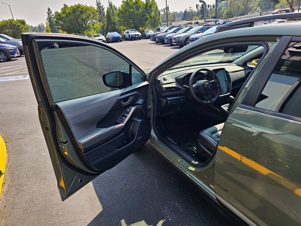 Used 2024 Subaru Crosstrek 2.5i Limited AWD/4WD image 18