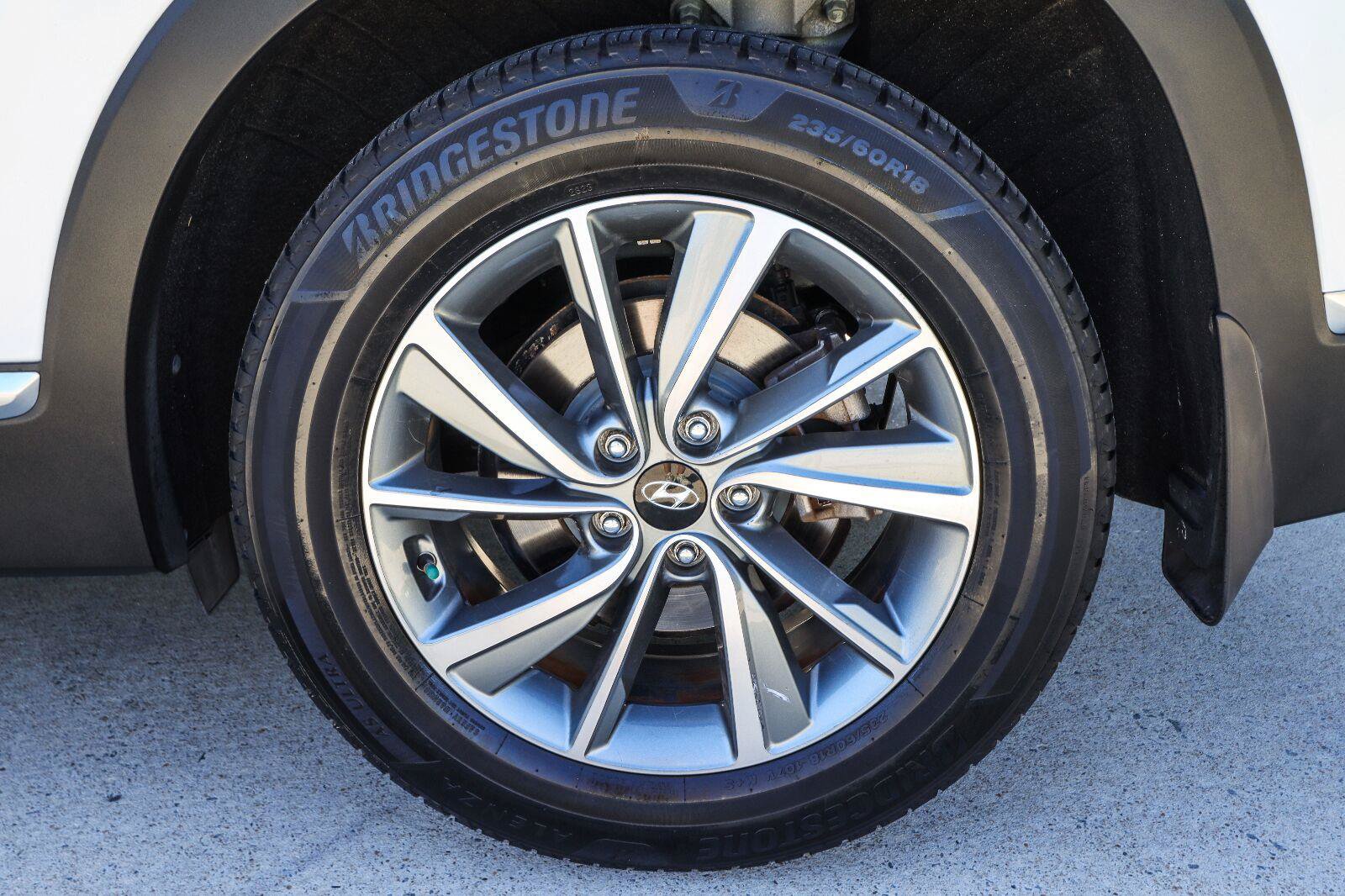Used 2019 Hyundai Santa Fe AWD image 24