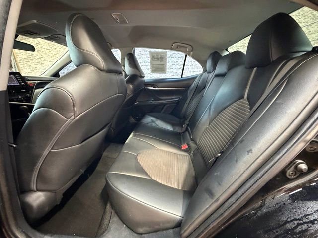 Used 2022 Toyota Camry SE FWD image 12
