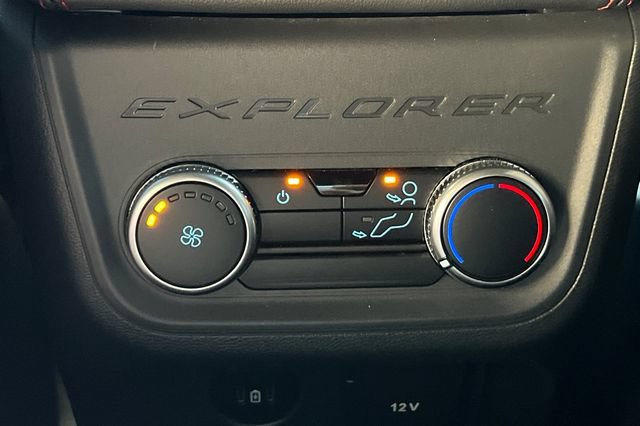 Used 2025 Ford Explorer ST-Line RWD image 15