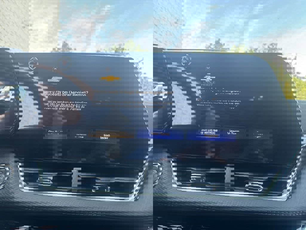 New 2026 Chevrolet Equinox LT w/ Safety and Technology Package image 32