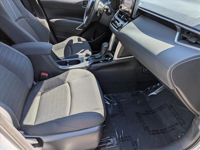 Used 2024 Toyota Corolla Cross SE image 19