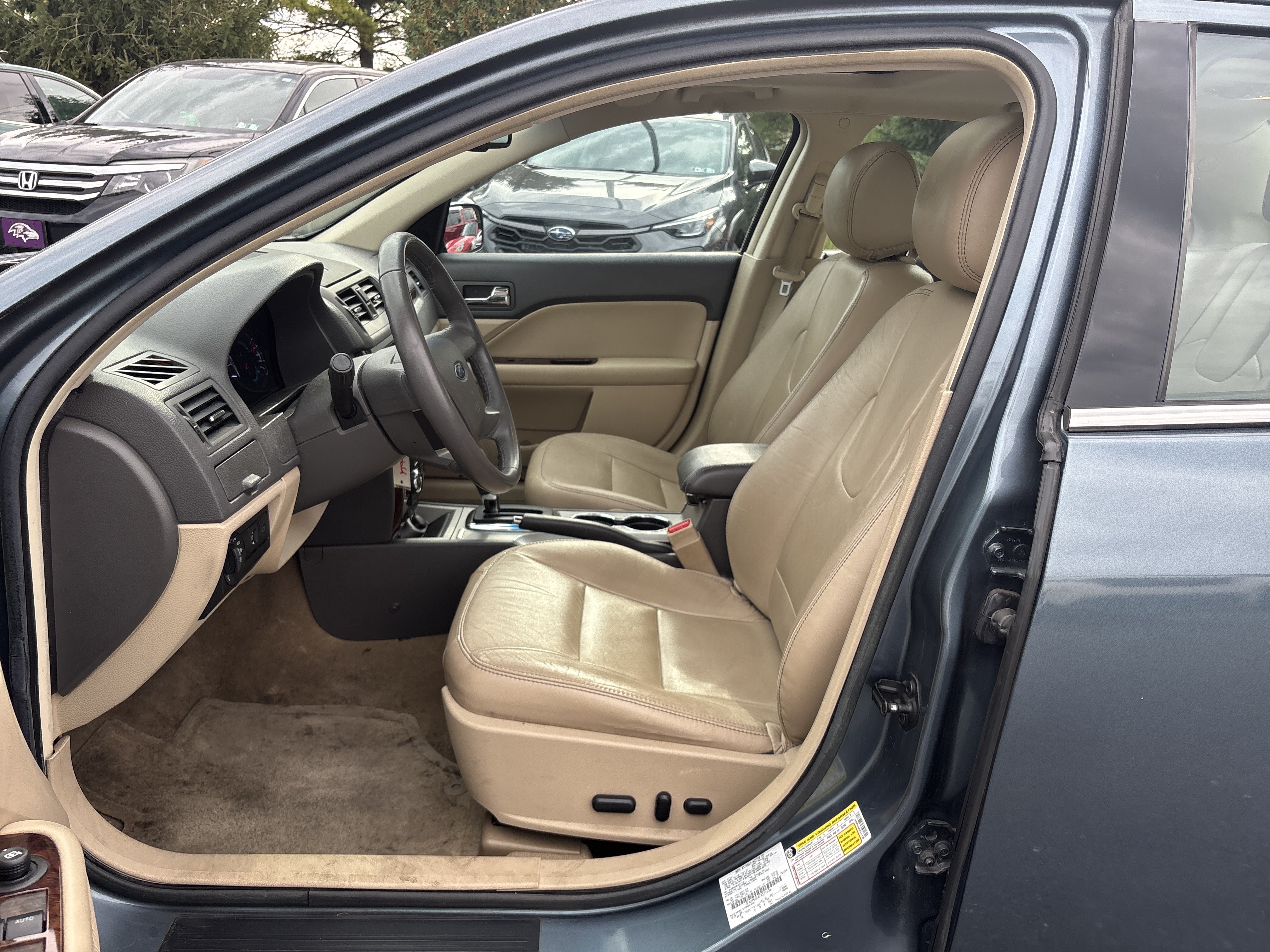 Used 2012 Ford Fusion SEL FWD image 29
