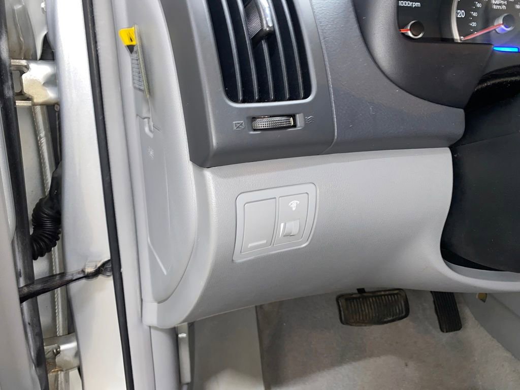 Used 2007 Hyundai Elantra GLS image 25