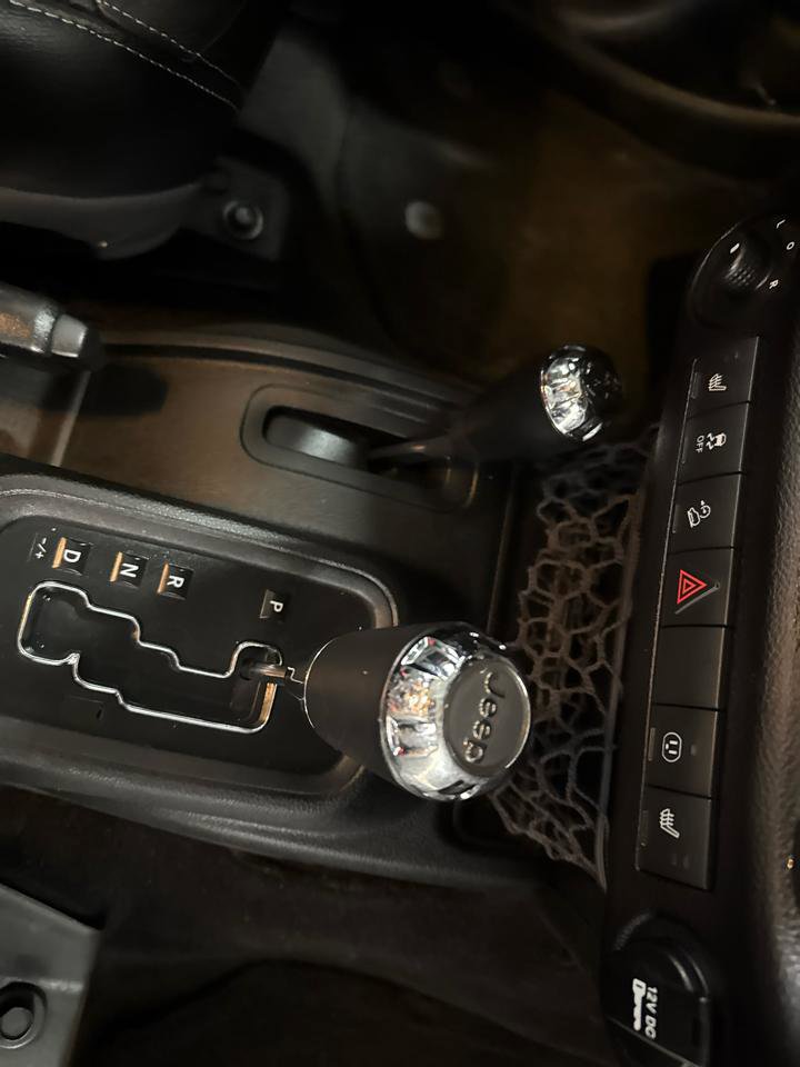 Used 2017 Jeep Wrangler Unlimited Rubicon image 96