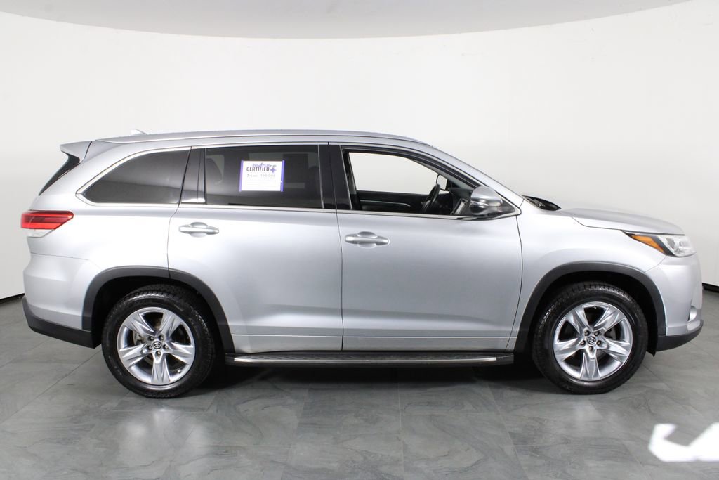 Used 2019 Toyota Highlander Limited image 15