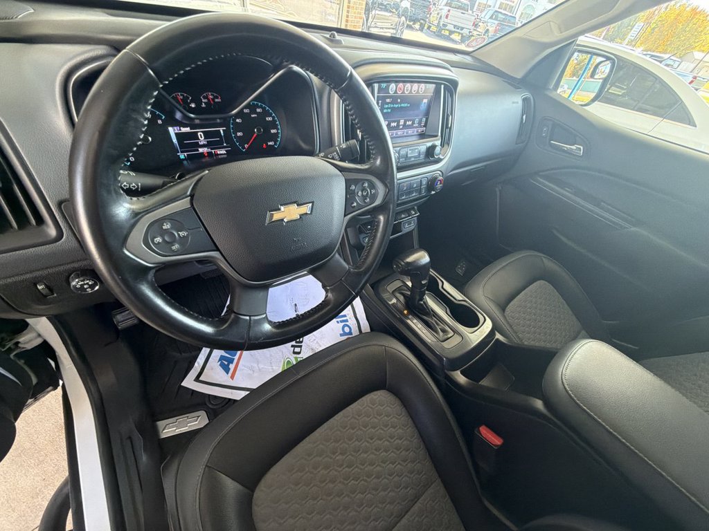 Used 2018 Chevrolet Colorado Z71 w/ LPO, Premium Interior Package AWD/4WD image 20