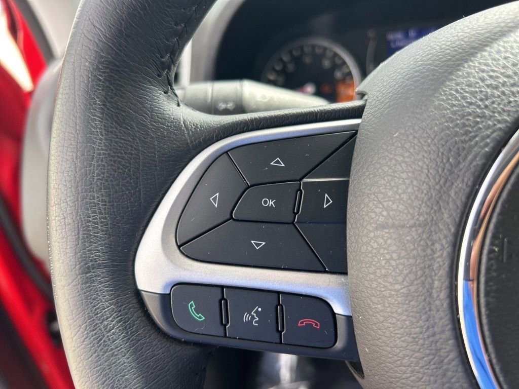 Used 2015 Jeep Renegade Latitude image 43