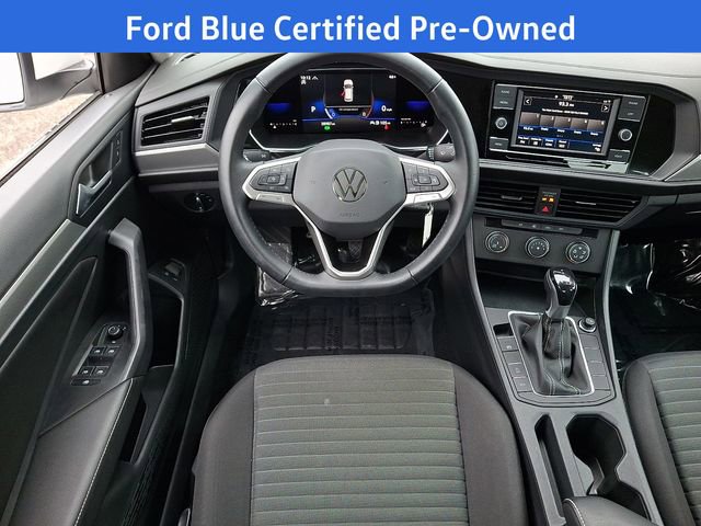 Used 2022 Volkswagen Jetta S image 13