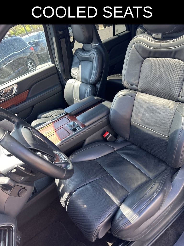 Used 2024 Lincoln Navigator Reserve AWD/4WD image 12