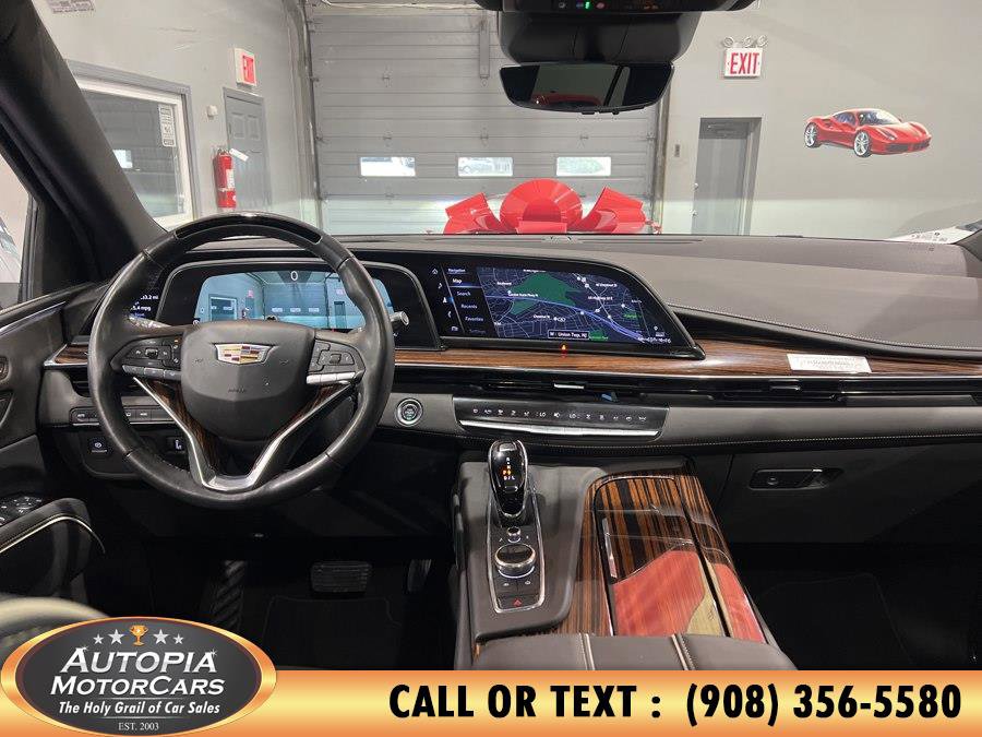Used 2024 Cadillac Escalade Premium Luxury image 27
