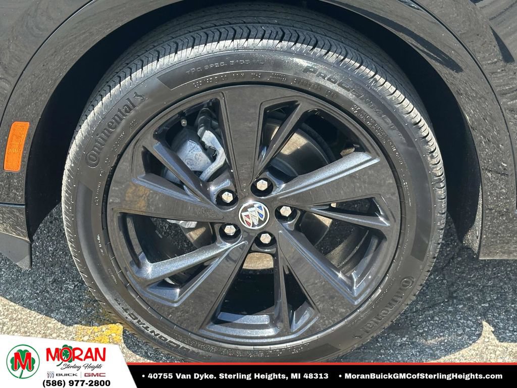 Certified 2023 Buick Envision Essence w/ Sport Touring Package AWD/4WD image 9