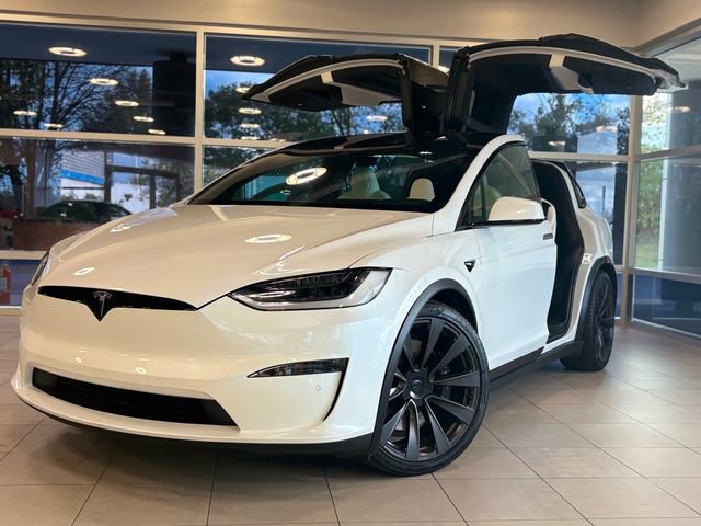 Used 2022 Tesla Model X image 1