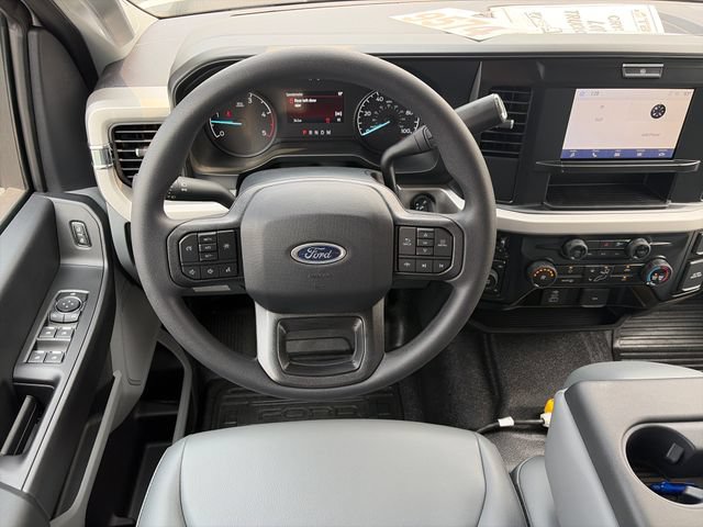 New 2026 Ford F550 4x4 Crew Cab image 11