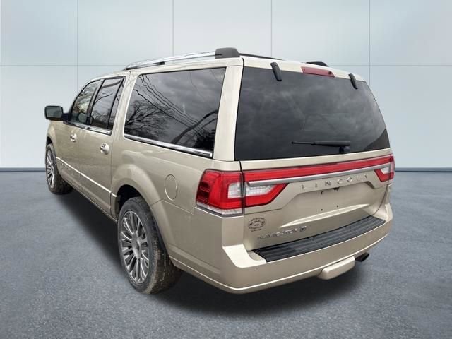 Used 2017 Lincoln Navigator L Select video 2