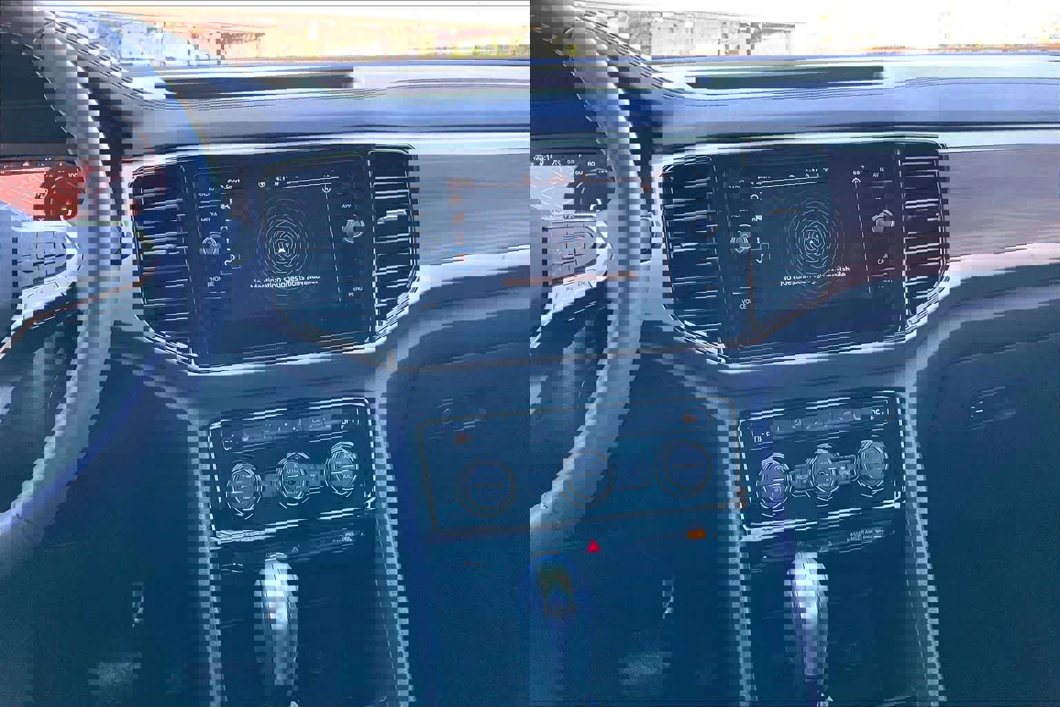 Used 2023 Volkswagen Atlas SEL image 6