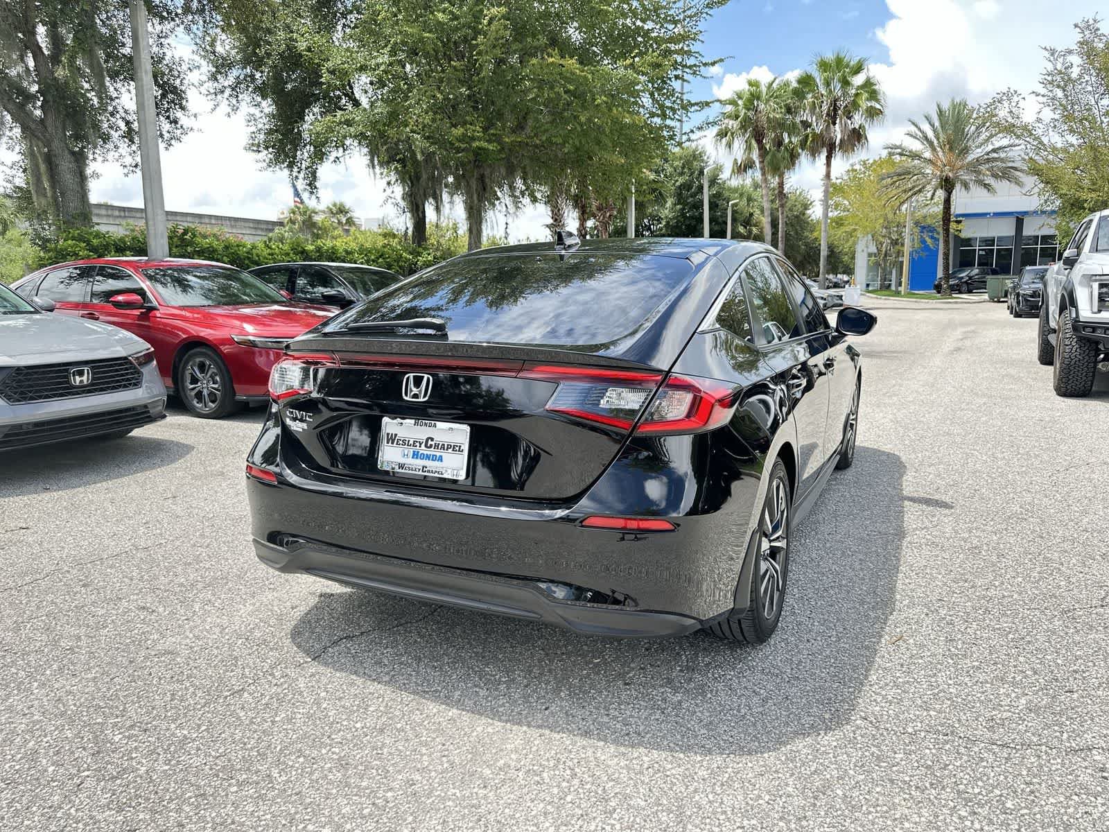 Used 2023 Honda Civic EX-L image 6