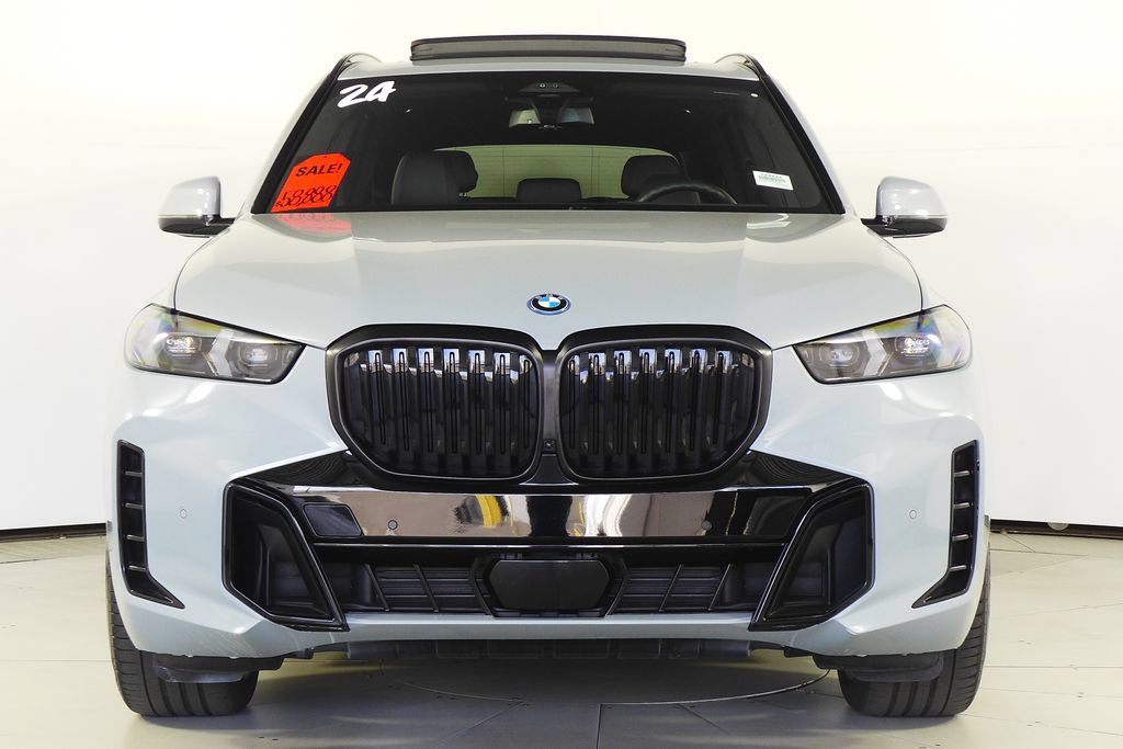 Used 2024 BMW X5 xDrive50e w/ M Sport Package AWD/4WD image 3