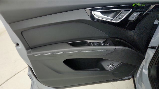 Used 2024 Audi Q4 e-tron Premium Plus w/ Premium Plus AWD/4WD image 55